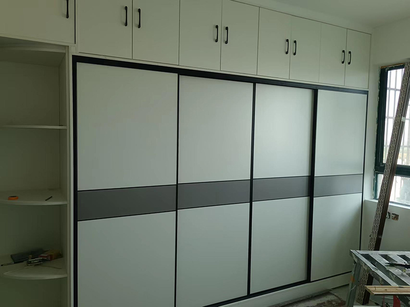 110平老房屋整體翻新清包 寧波都會(huì)經(jīng)典小區(qū)過(guò)道玄關(guān)定制裝修