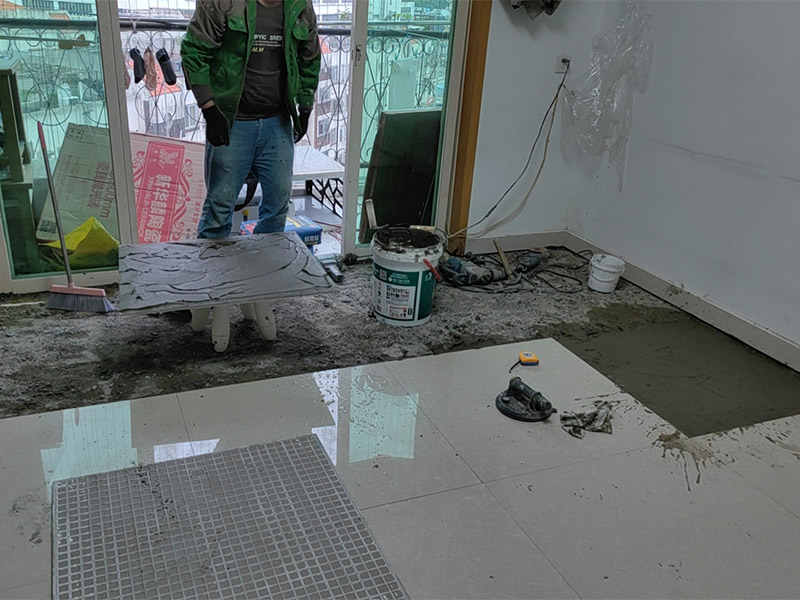 客廳瓷磚上墻好還是不上墻好(圖2) 客廳瓷磚上墻好還是不上墻好(圖2)