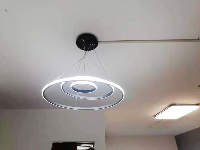 北京過(guò)道安裝筒燈還是射燈？(圖3)